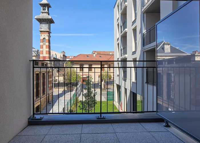 Quality Centre Aparthotel