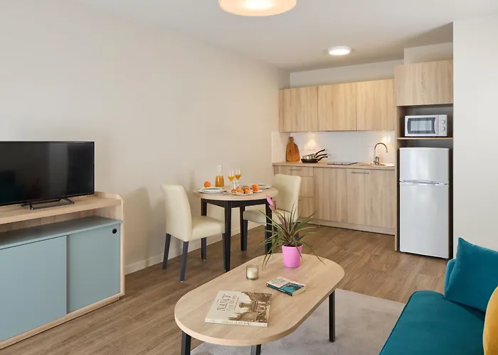 Quality Centre شقة فندقية