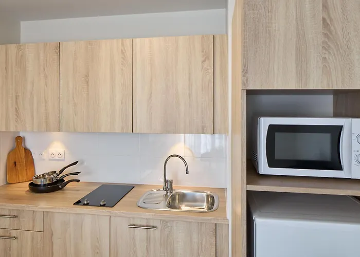 Quality Centre Apart Otel 3*