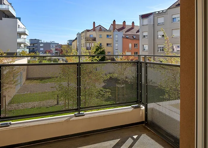 Quality Centre Apart Otel Nancy