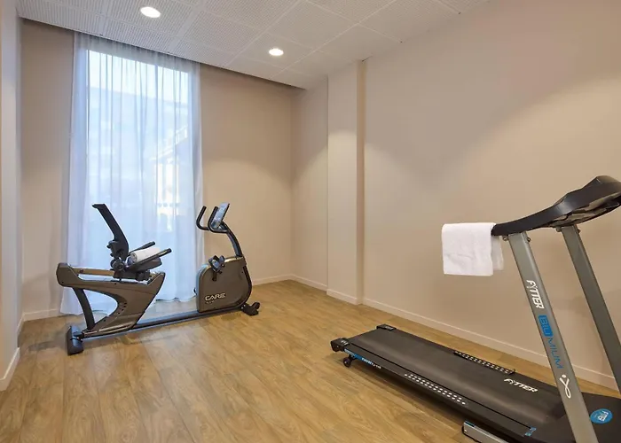 Quality Centre Aparthotel 3*